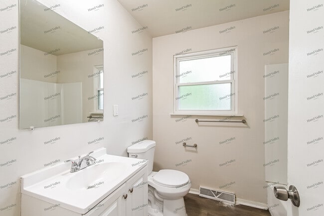 Building Photo - 609 Lynn Haven Ln