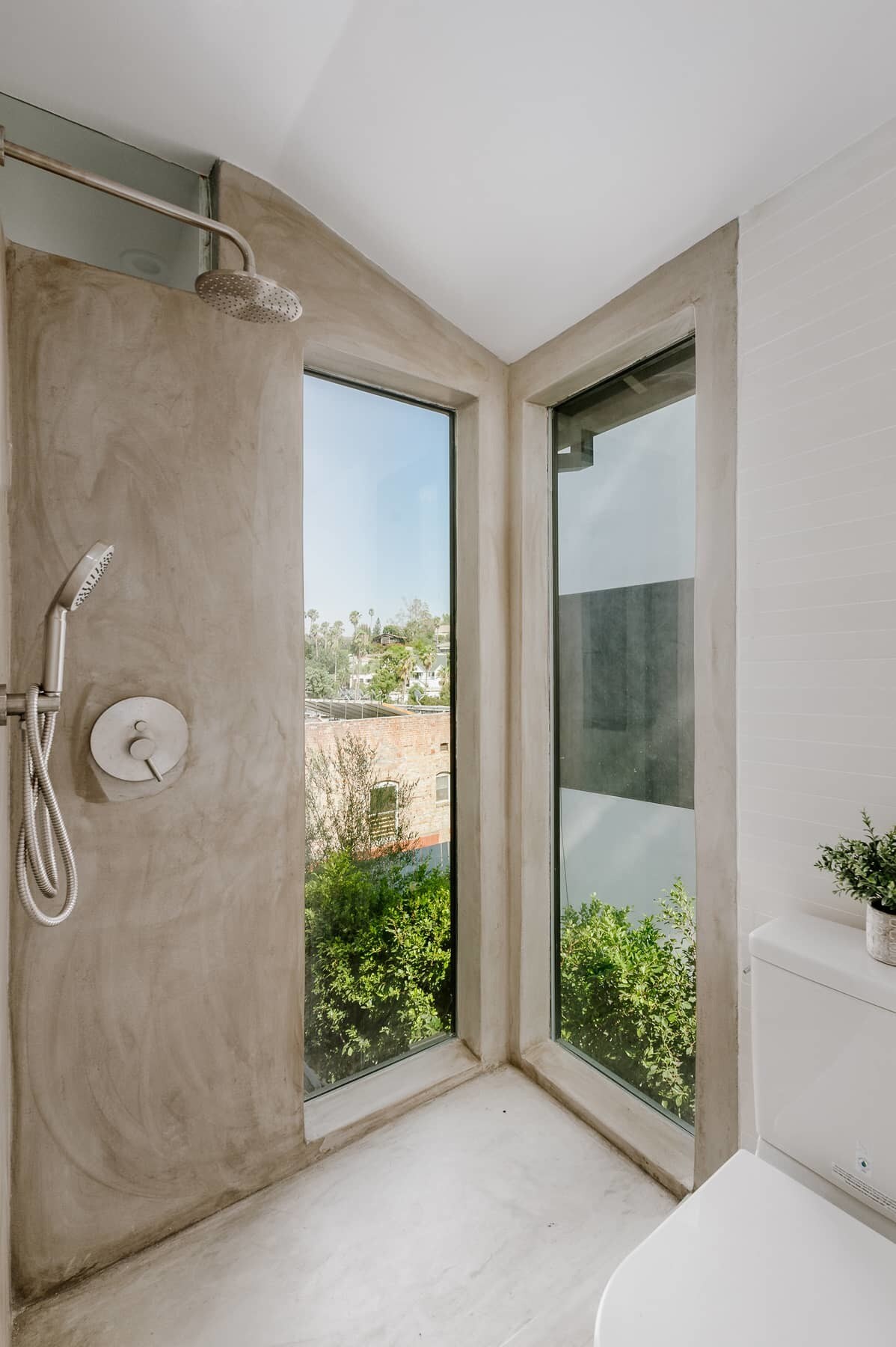 Building Photo - 3429 Larissa Dr