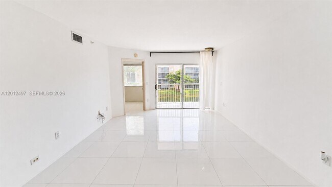 Building Photo - 9560 Weldon Cir