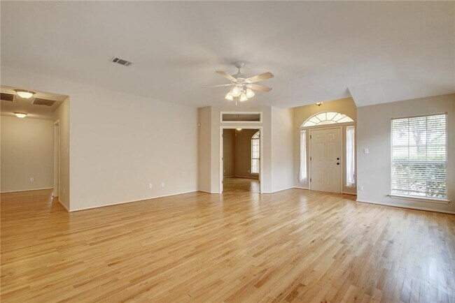 Building Photo - 1415 Coral Cay Ln