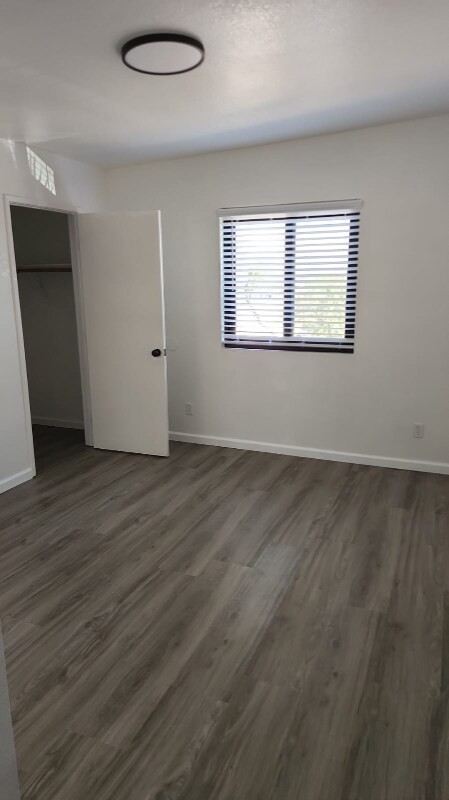 Building Photo - 1311 N Gila St