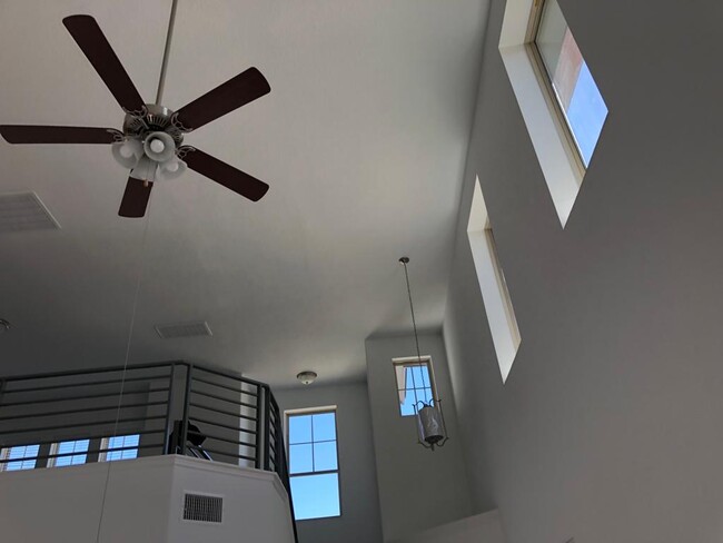 Building Photo - 436 Arrowhead Vine St