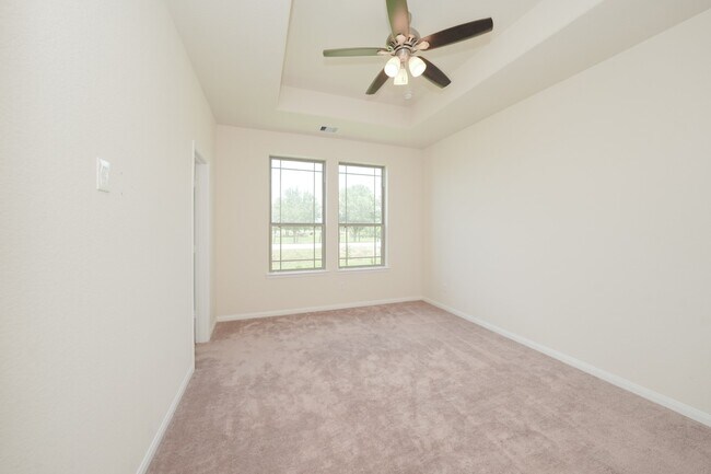 Building Photo - 8007 Lehman Rd