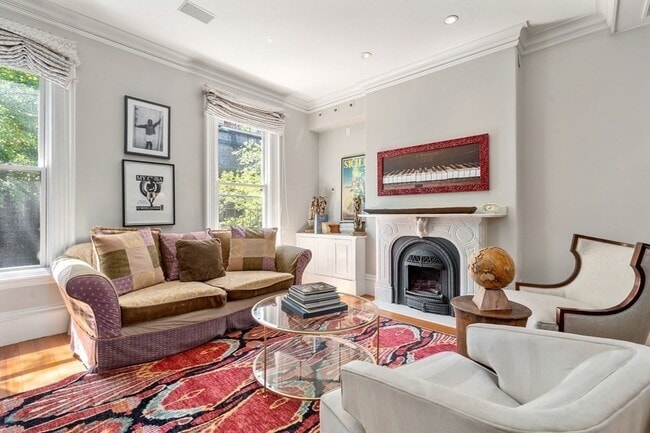 Building Photo - 48 Appleton St