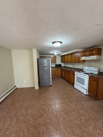 Building Photo - 126 Marianna St