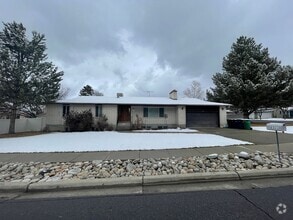 Building Photo - Spacious 5-Bedroom Home Near Little Cotton...