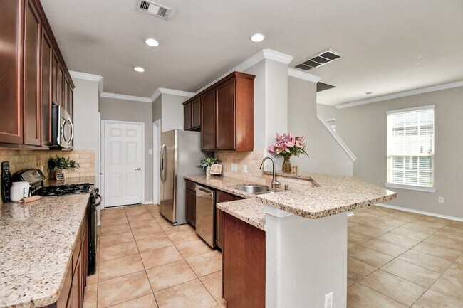 Building Photo - 6426 Haywards Crossing S Cir