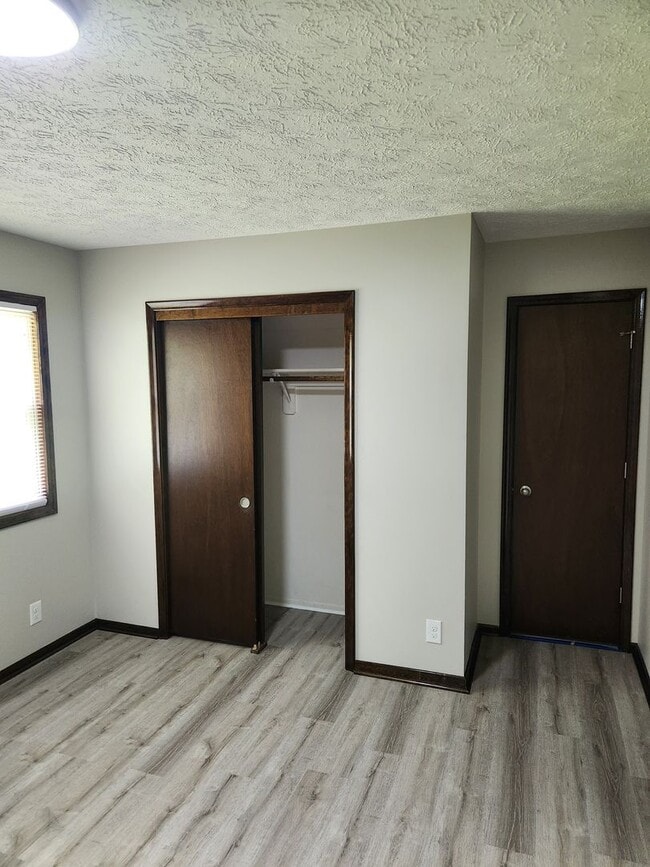 Building Photo - Millard 3/2/1 newly remodeled