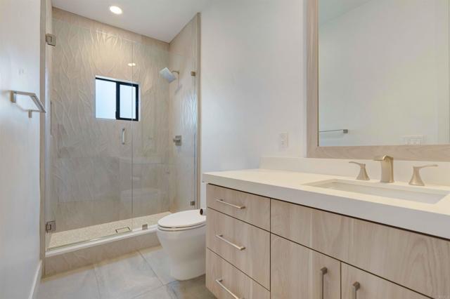 Building Photo - 410 Milagrosa Cir