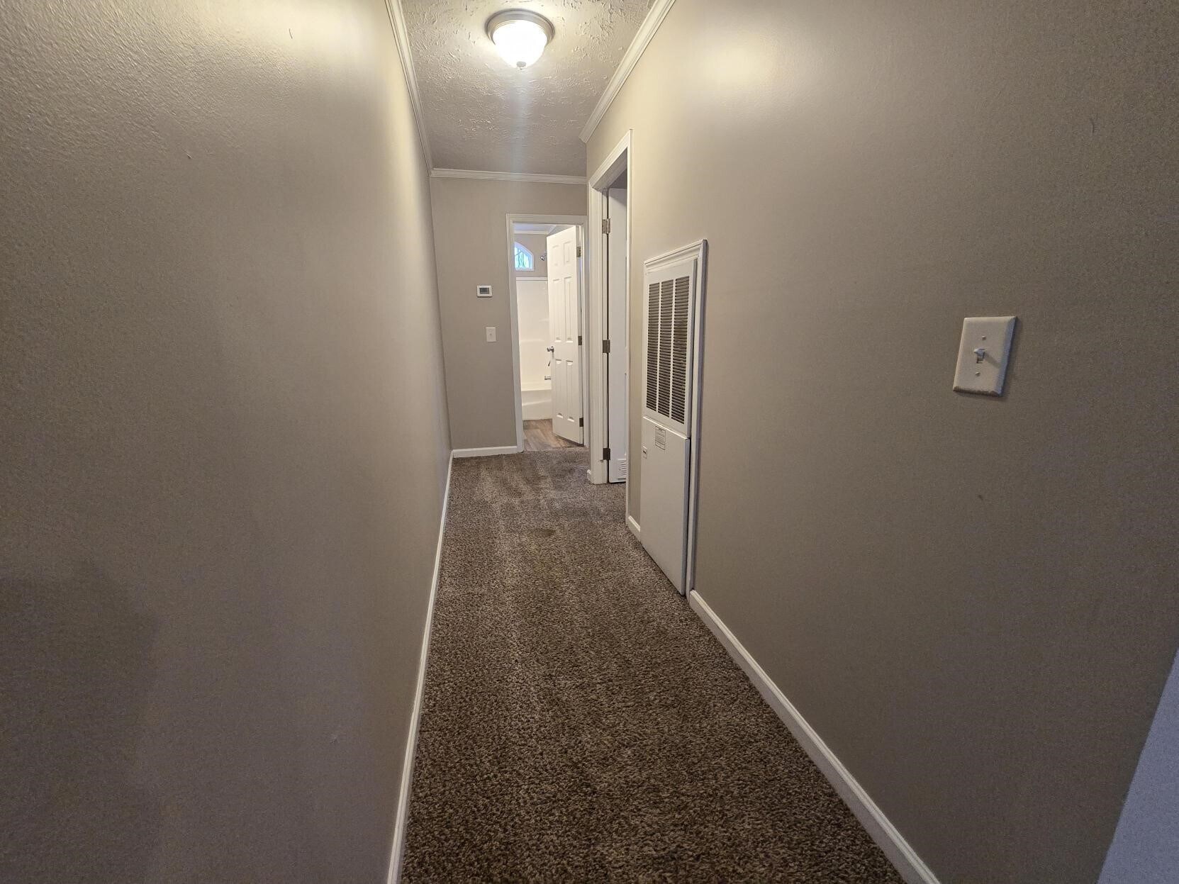 Building Photo - 1918 Miss Ellie Dr