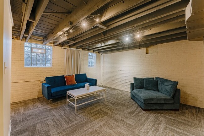 Building Photo - 11323 Hessler Rd