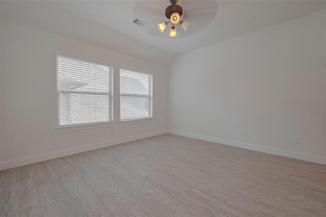 Building Photo - 155 Lindenberry Cir