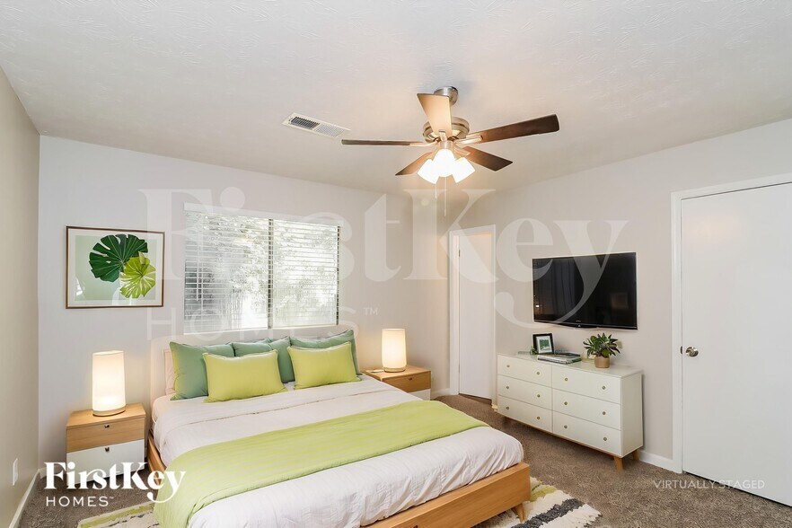 Building Photo - 4665 Jamerson Forest Pkwy