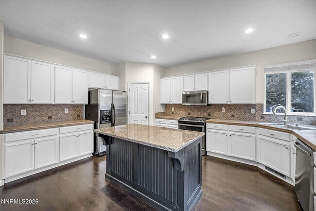 Building Photo - 20 Tanea Ct