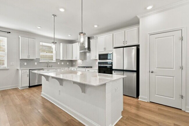 Building Photo - 2413 Abbot Hall Dr