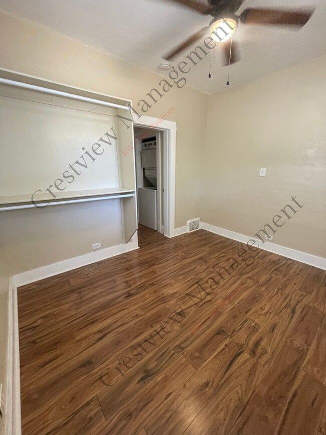 Building Photo - 564 29th St