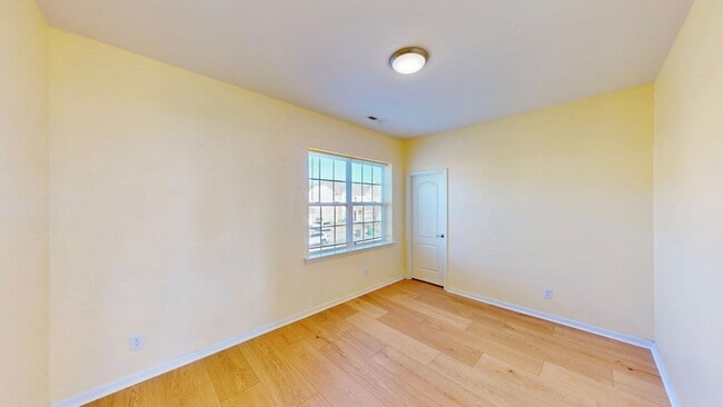 Building Photo - 8421 Cotton Press Rd