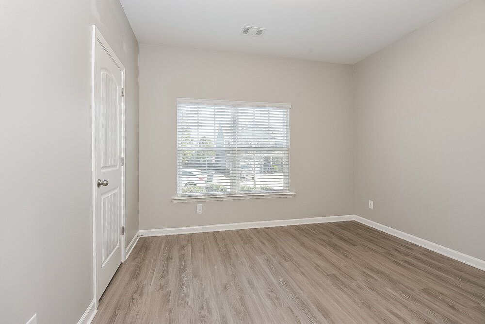 Building Photo - 311 Upper Pheasant Ct