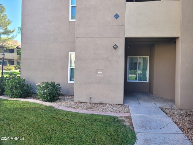 Building Photo - 9451 E Becker Ln