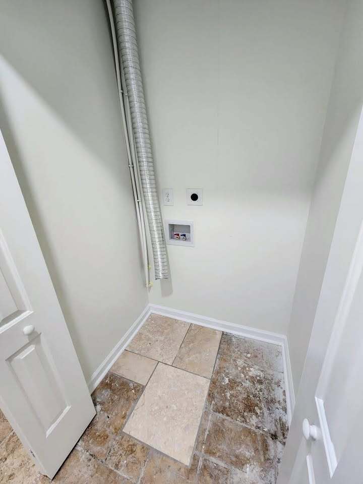 Building Photo - 1013 Rosedale Ave