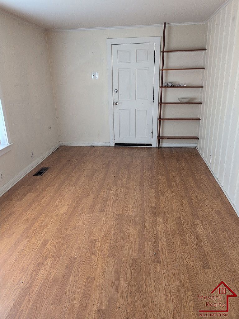 Building Photo - 317 Susong Dr