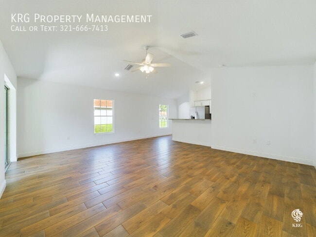 Building Photo - 8364 SE 158th Pl