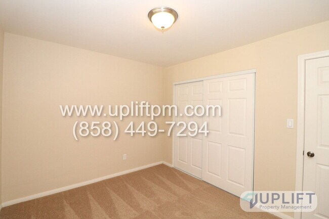 Building Photo - 444 Foussat Rd