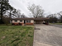 Building Photo - Charming 3 Bed 1 Bath Home in Murfreesboro