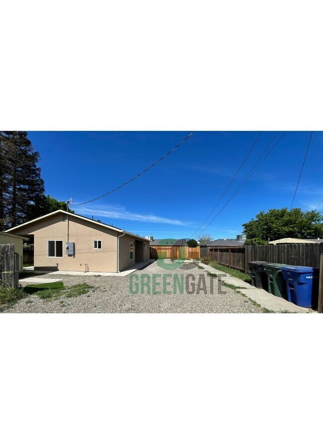 Building Photo - Newly built 2B/2B ADU Unit located in Modesto Ca AVAILABLE NOW!!