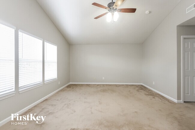 Building Photo - 5671 W Woodview Trail