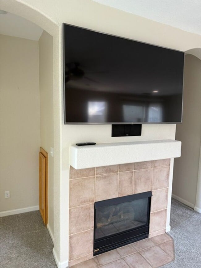Building Photo - Spacious Single Story House in Natomas