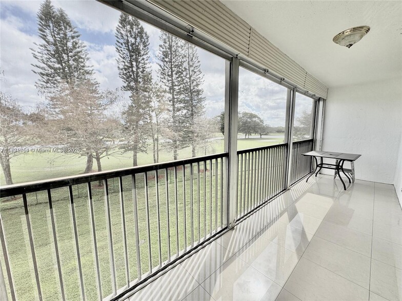 Building Photo - 3150 W Rolling Hills Cir