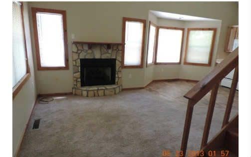 Building Photo - 158 Craig Thompson Dr