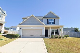 Building Photo - 1628 Mount Rainer Dr