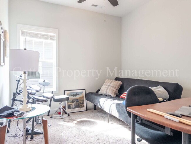 Building Photo - 1163 Dan Owen Dr