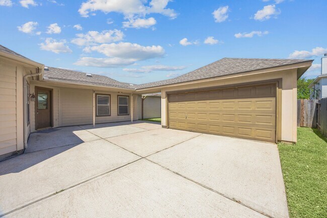 Building Photo - 20602 Naples Terrace Ln