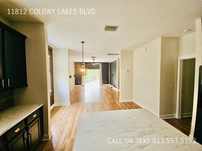 Building Photo - 11812 Colony Lakes Blvd