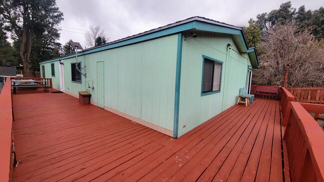 Building Photo - Spacious Single-Level Haven in Pine Mounta...