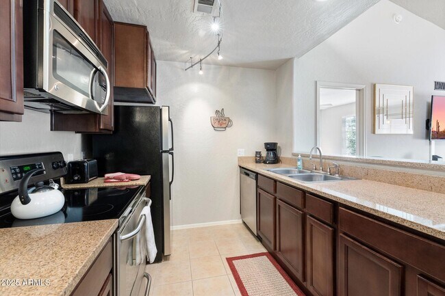 Building Photo - 14145 N 92nd St