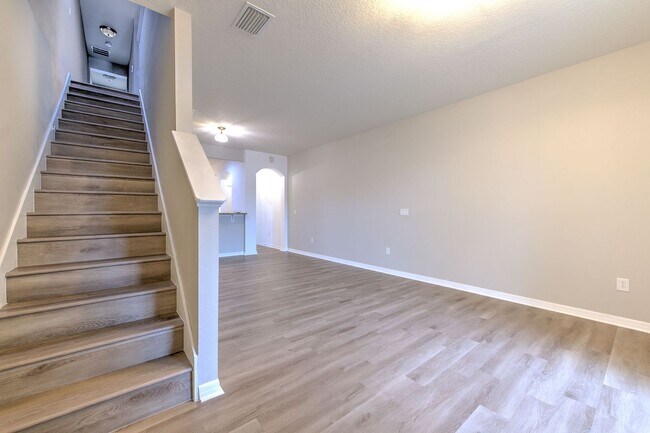 Building Photo - 5116 Bay Isle Cir