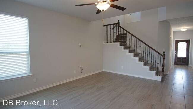 Building Photo - 4 br, 3.5 bath House - 124 Hunters Ranch