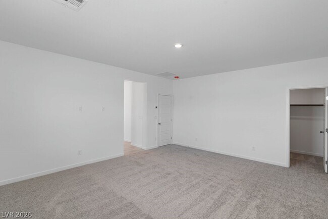 Building Photo - 8328 Meridian Rdg Ave