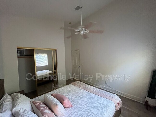 Building Photo - 79175 Latigo Cir