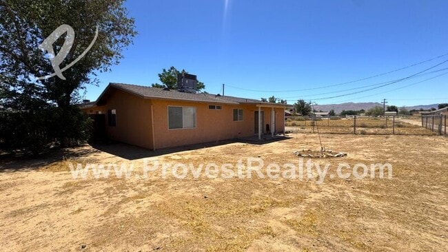 Building Photo - 12982 Mohawk Rd