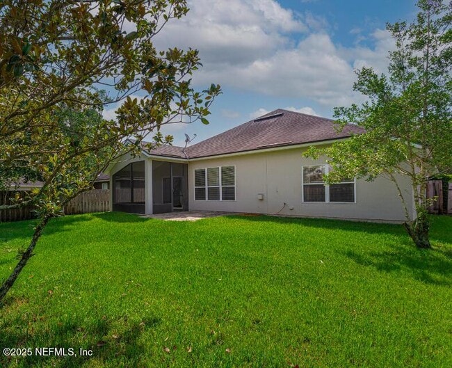Building Photo - 1520 Summerdown Way