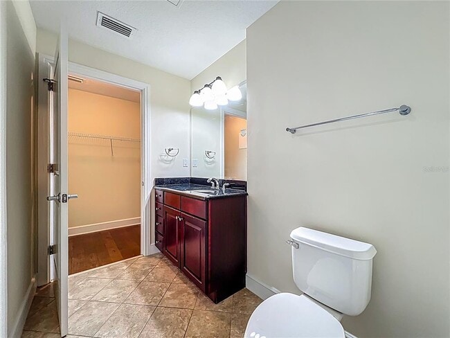 Building Photo - 101 S Eola Dr