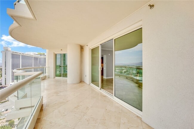 Building Photo - 2777 Paradise Rd