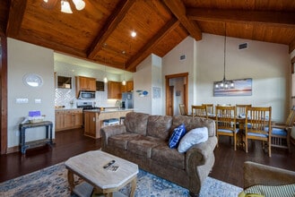 Building Photo - 7221 Trident-SI ID1521782P