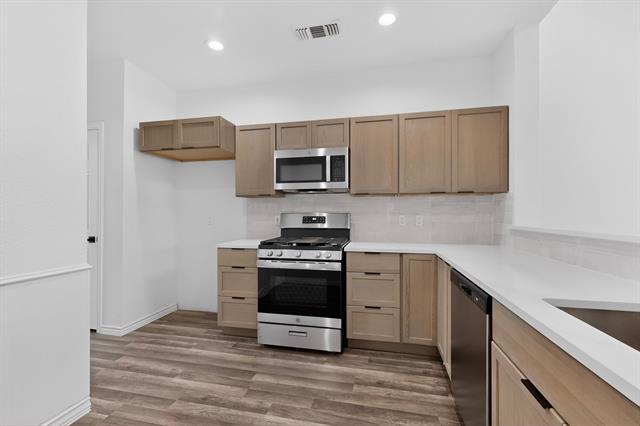 Building Photo - 1609 Masters Dr
