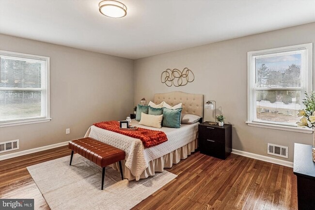 Building Photo - 7 Cedar Bluff Ct